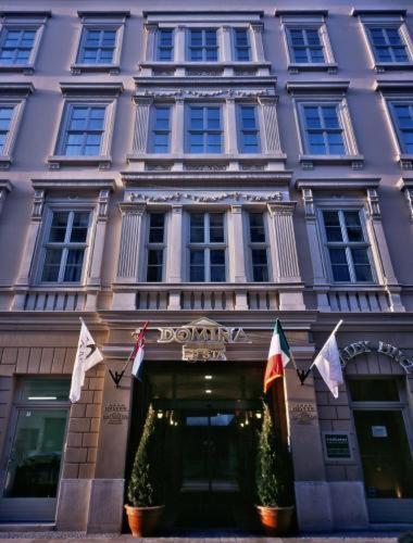 Domina Inn Fiesta - Budapest Exterior photo