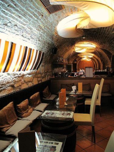 Domina Inn Fiesta - Budapest Exterior photo
